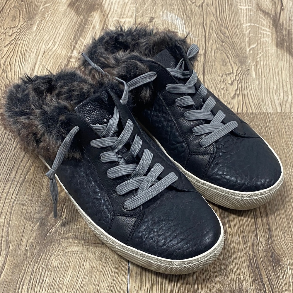 Vince Camuto Madrista Faux Fur Black Leather Sneaker Mule Slide 8.5